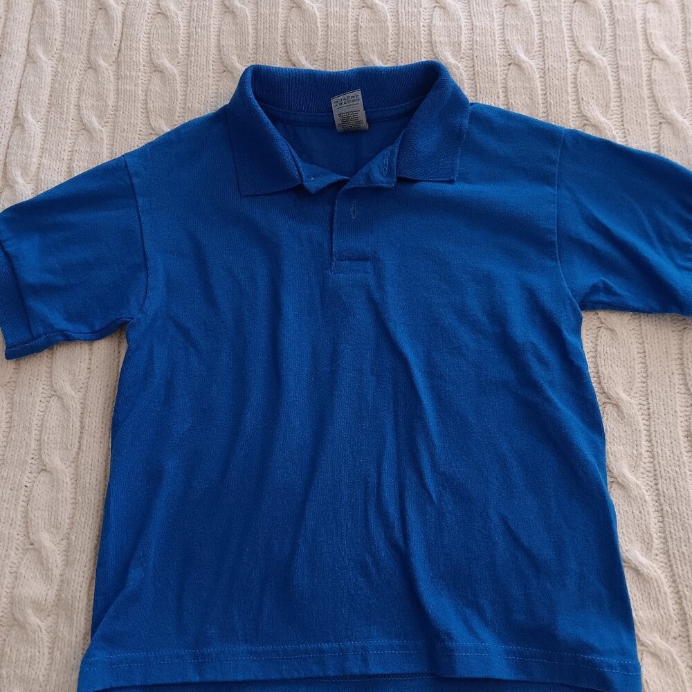 Kids shirt size S(6)